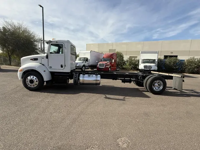 2019 Peterbilt 337