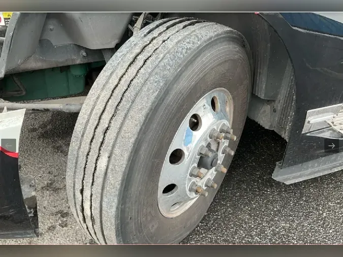 2025 VOLVO VNL64T740a5bdfe719d5cfcb3f0db59d268252464