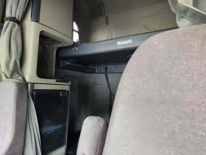 2020 FREIGHTLINER CASCADIA 125