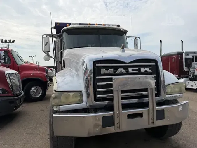 2011 MACK GRANITE GU713a5c5a31b1d96afc4fc7672a7a0f4de3c