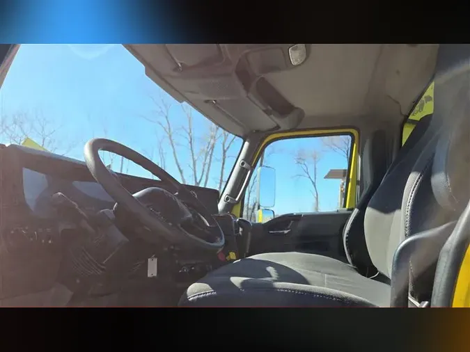 2018 INTERNATIONAL RH613