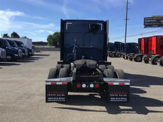 2022 KENWORTH T680a5c7f8c483e0fb1eb9e6049a42a9aad3