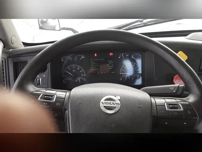 2019 Volvo VNL300a5cd84b398636b25d11b1d546c5c83f4