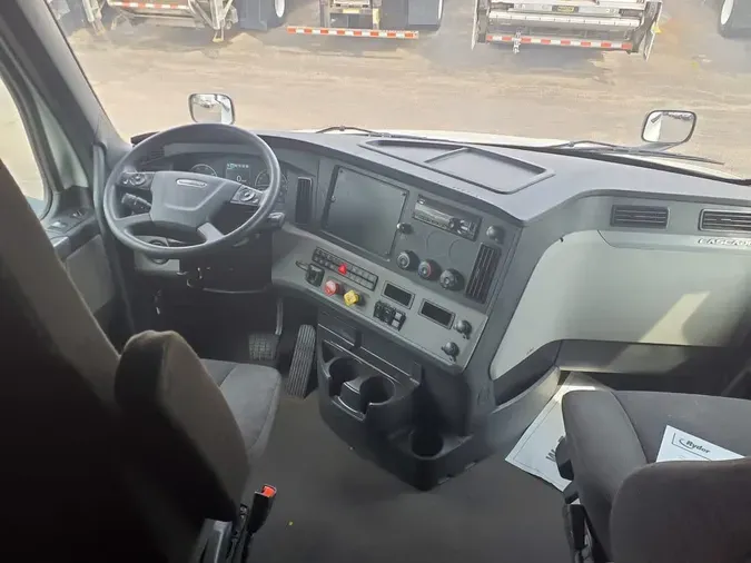 2020 FREIGHTLINER NEW CASCADIA PX12664
