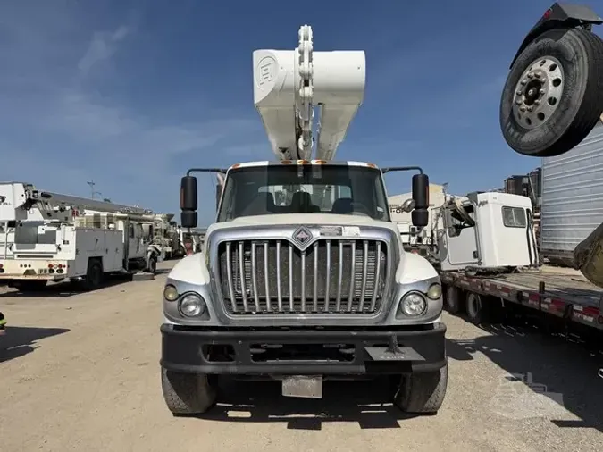 2010 ALTEC AM55