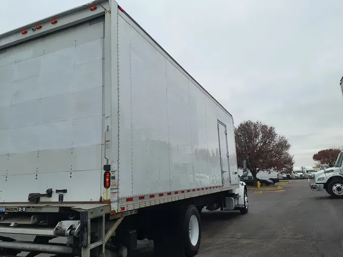 2018 FREIGHTLINER/MERCEDES M2 106