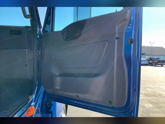 2022 INT LT625 6x4