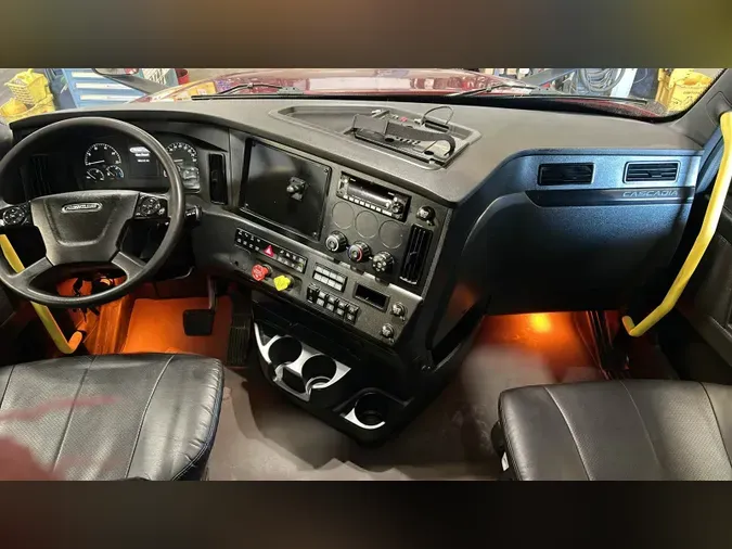 2024 Freightliner Cascadiaa5d2c89fa0c001c511e89d10b418e1a3