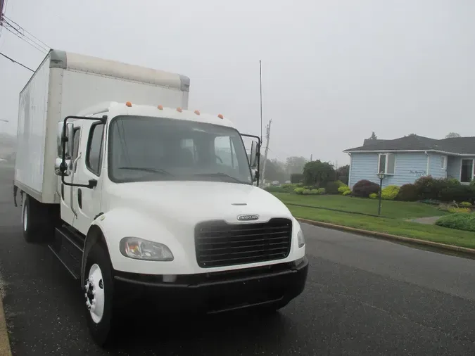 2017 FREIGHTLINER M2 CREW CAB