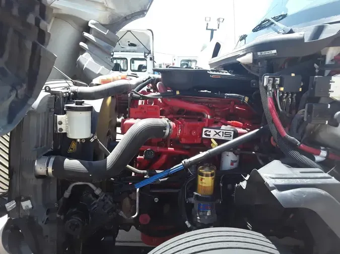 2019 NAVISTAR INTERNATIONAL LT625 SLPR CAB