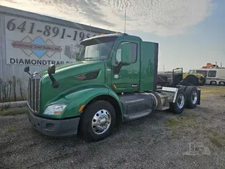 2017 PETERBILT 579