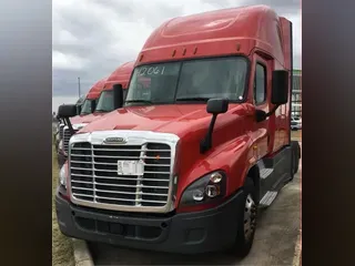 2018 Freightliner CASCADIA 125