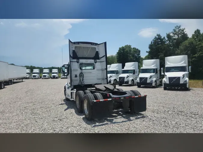 2018 Volvo VNL300a5e9e86c188dfa259b8c869f65d8e14f