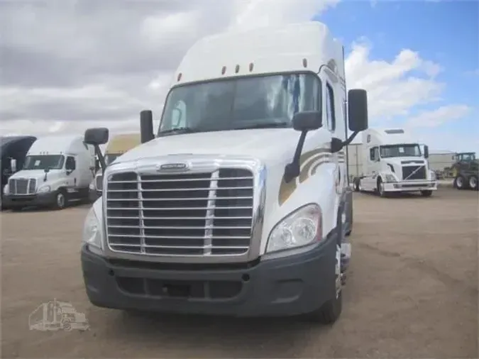 2018 FREIGHTLINER CASCADIA 125a5eaa770462e6caf4d2f958d3acc05fd