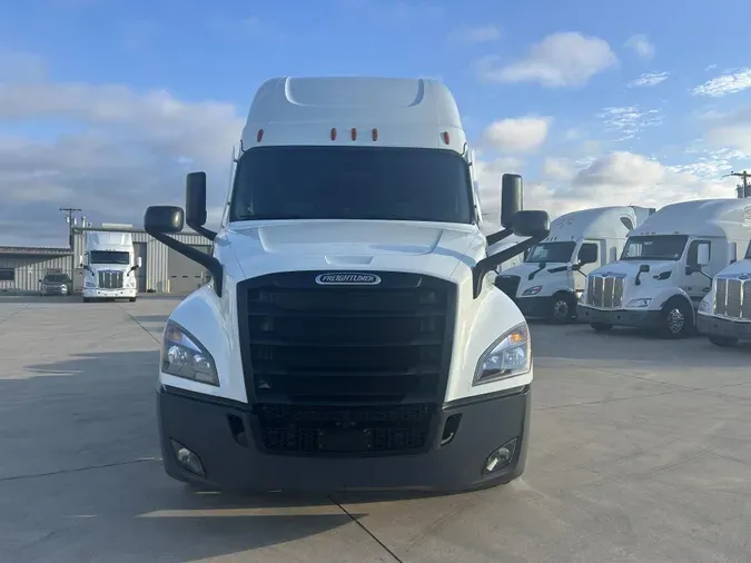 2021 Freightliner Cascadia