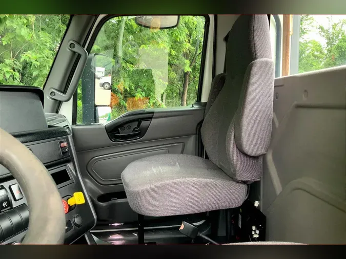2020 INT LT625 6x4
