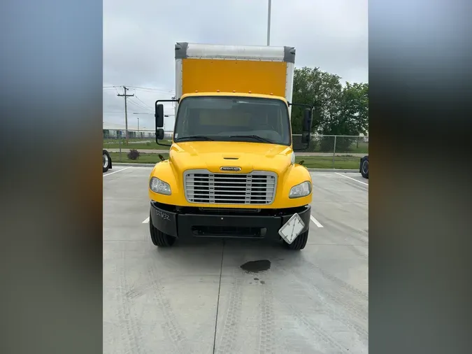 2019 Freightliner Business Class M2 106