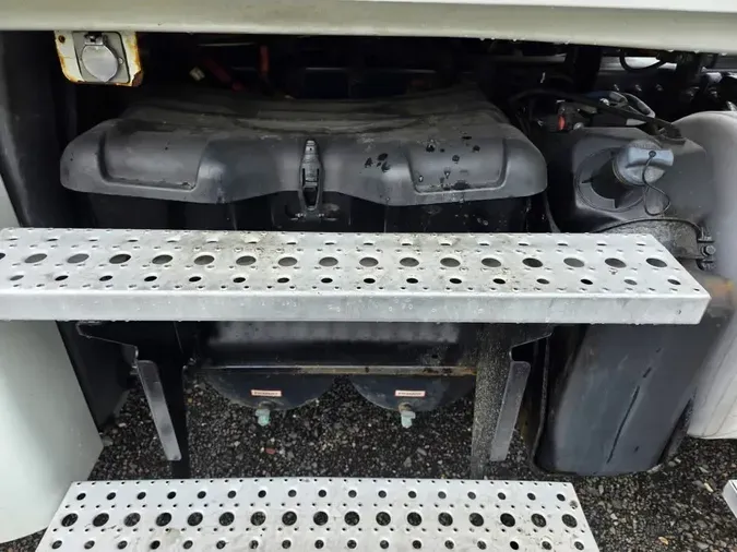 2017 FREIGHTLINER CASCADIA 125