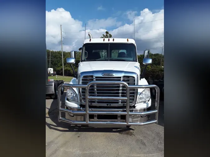 2017 FREIGHTLINER/MERCEDES CASCADIA 125