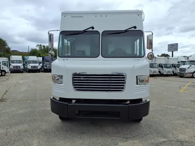 2017 FRTLR CUSTOM CHASSIS CORP MT-55 WALK-IN