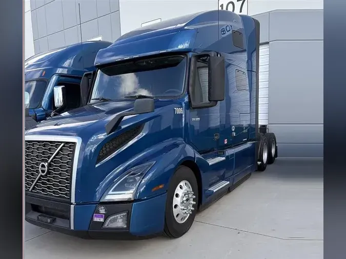 2021 VOLVO VNL760a5f45c75f0be2891c71f1f6502beabcc