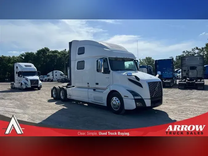 2021 VOLVO VNL860