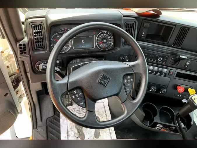 2021 INT LT625 4x2