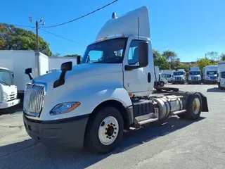 2021 NAVISTAR INTERNATIONAL LT625 DAYCAB S/A