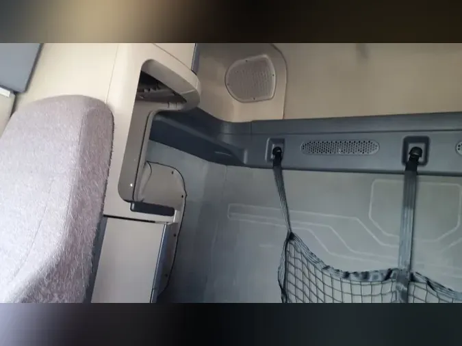 2020 FREIGHTLINER/MERCEDES CASCADIA 125