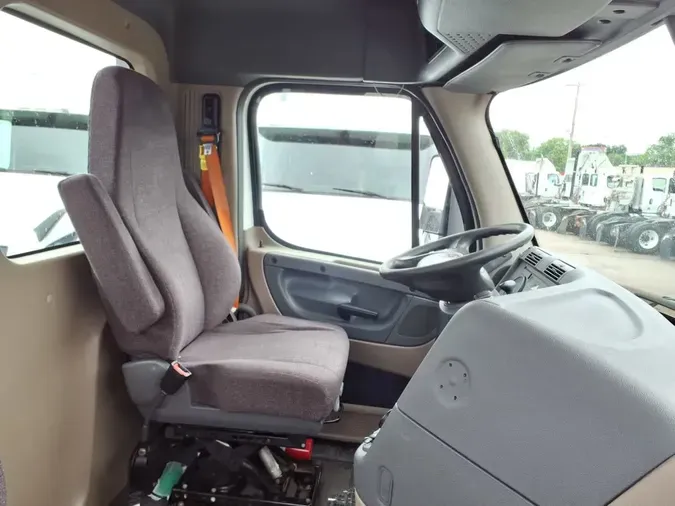 2018 FREIGHTLINER CASCADIA 125