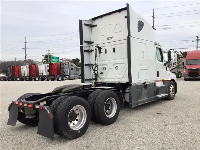 2021 FREIGHTLINER CA126