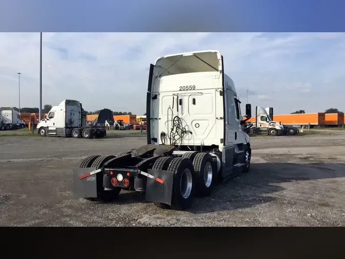 2021 Freightliner Cascadia 126a6053eff2139f63c34e22ad35887c0c7