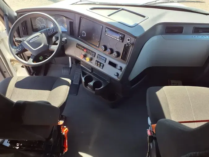 2022 FREIGHTLINER/MERCEDES NEW CASCADIA PX12664a60a22e7408425137ad02bdad5a2c913