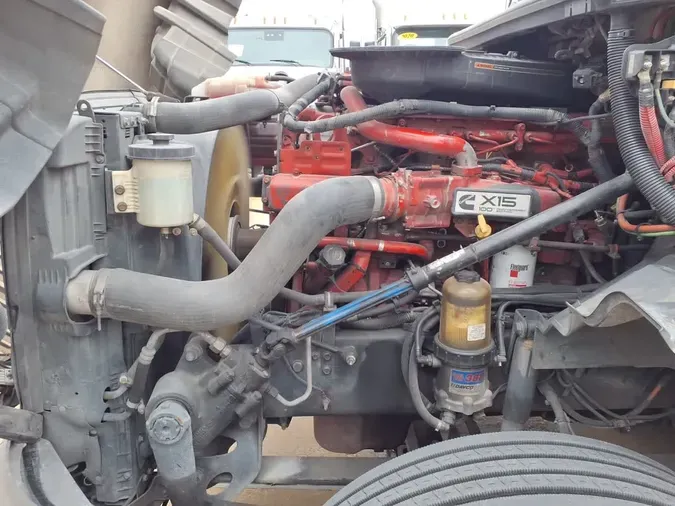 2020 NAVISTAR INTERNATIONAL LT625 SLPR CAB