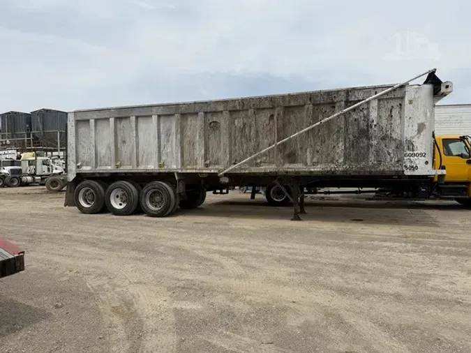 2009 MAC TRAILER MFG 