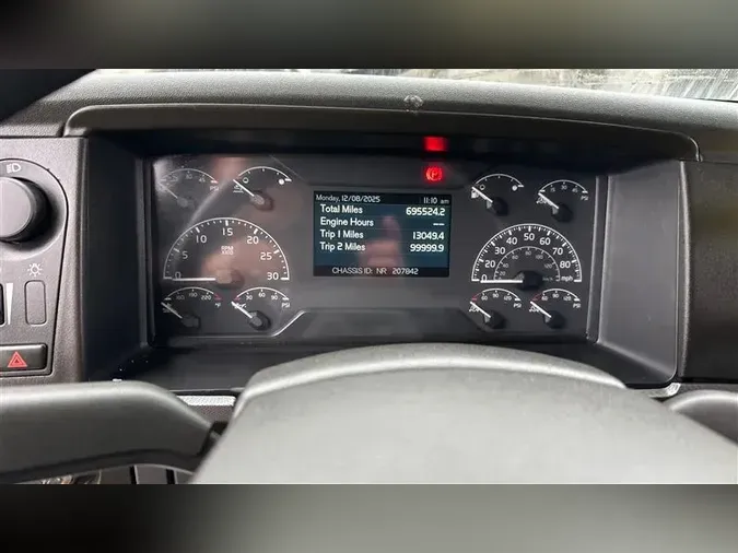 2019 VOLVO VNL740a60e556df06f779221d9b1820aea564c