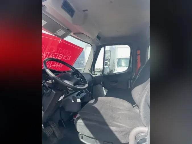 2019 FREIGHTLINER/MERCEDES M2 106