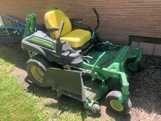 2014 John Deere Z915B