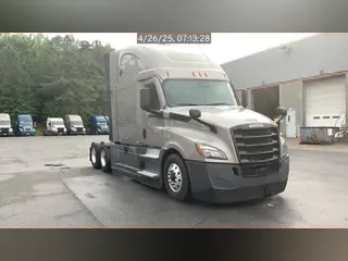 2021 Freightliner Cascadia