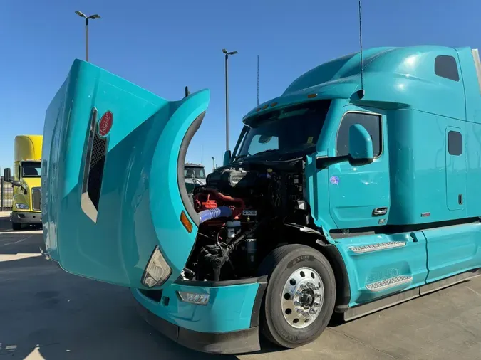 2024 Peterbilt 579