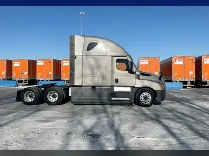 2021 Freightliner Cascadia