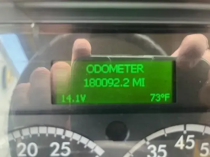 2019 Freightliner Business Class M2 106