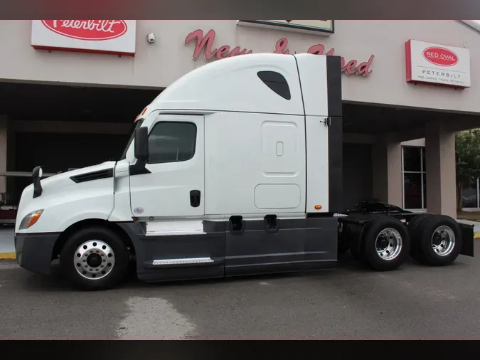 2020 Freightliner Cascadia