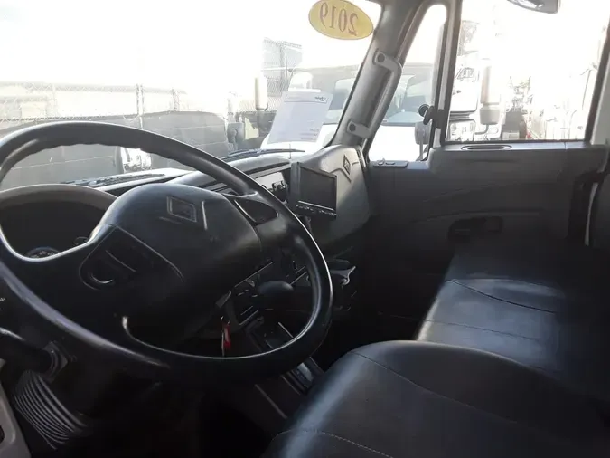 2019 NAVISTAR INTERNATIONAL 4300 SBA