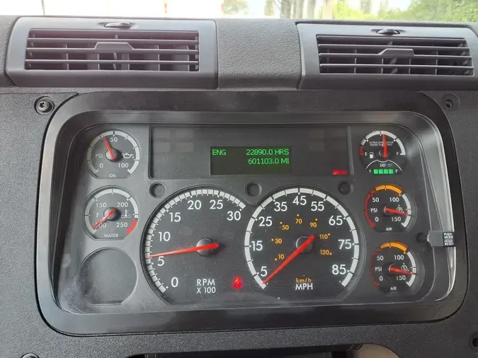 2016 FREIGHTLINER/MERCEDES CASCADIA 125a6282a07d68d32cb61a496bca48f6f0a