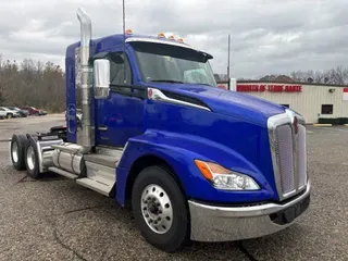 2025 Kenworth T680