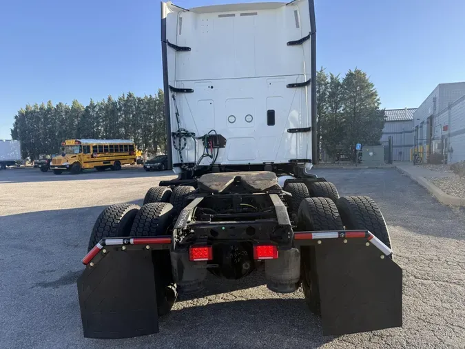 2022 International LT625a62b0fd85fd9ecf8f73d4074a1e114cf