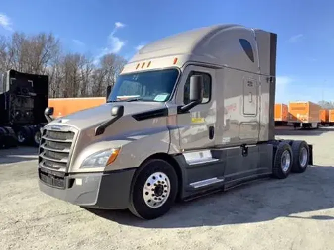 2020 Freightliner Cascadia