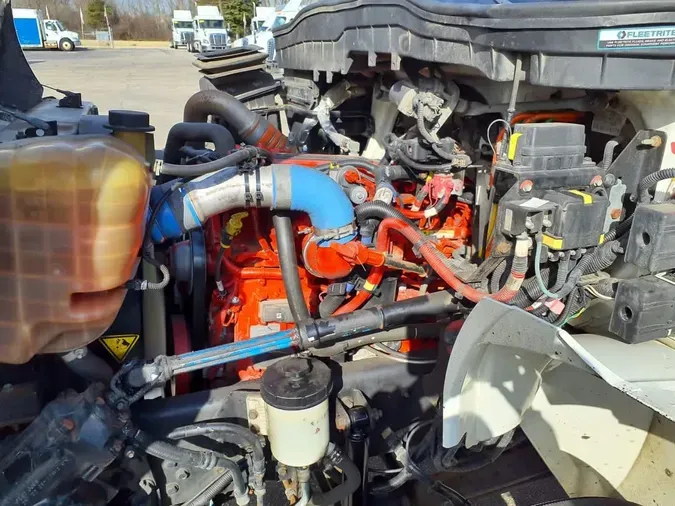 2019 NAVISTAR INTERNATIONAL 4300