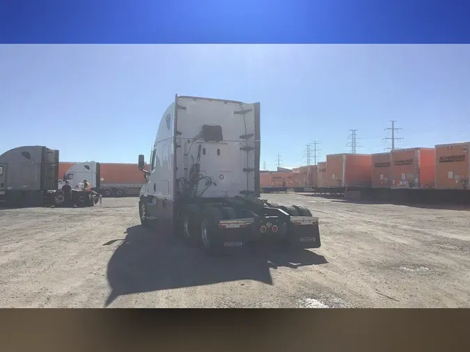 2022 Freightliner Cascadia 126a6368788a8ca9f04fc4dcde5bbca3280